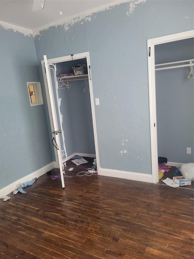 409 Forest Ave, Shreveport, LA 71104 - unfurnished bedroom featuring hardwood / wood-style floors and a closet