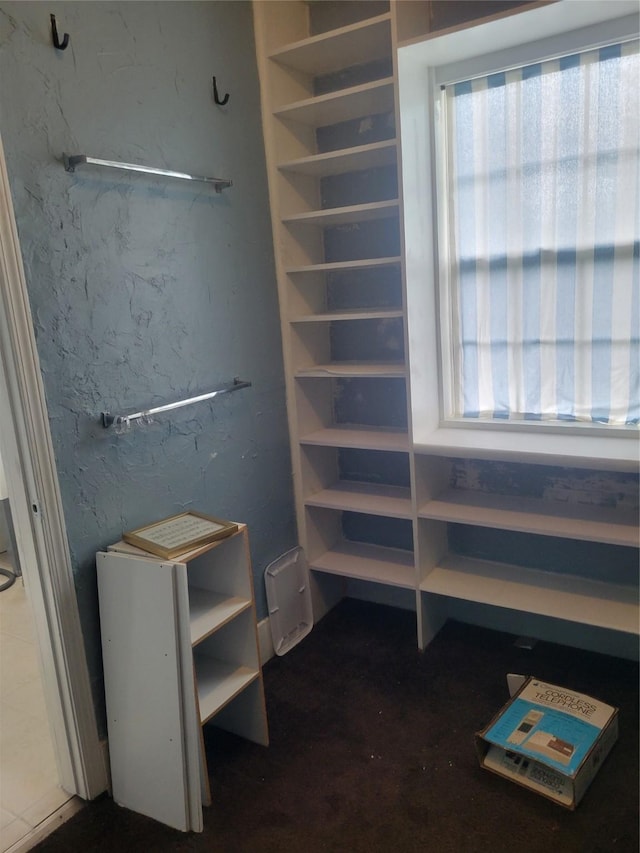 409 Forest Ave, Shreveport, LA 71104 - view of closet