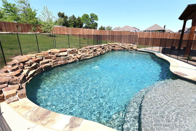 645 Summer Grove Dr, Midlothian, TX 76065 - view of swimming pool