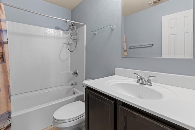 6517 Sierra Madre Dr, Fort Worth, TX 76179 - full bath featuring vanity, toilet, visible vents, and shower / bath combo with shower curtain