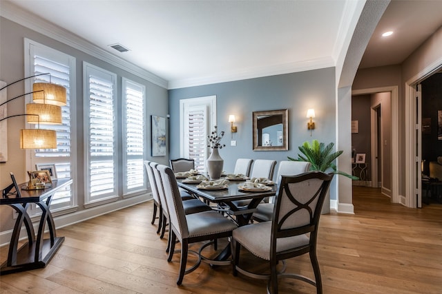 1638 Sandia Ln, Frisco, TX 75033 - dining area with light wood-type flooring, crown molding, and recessed lighting