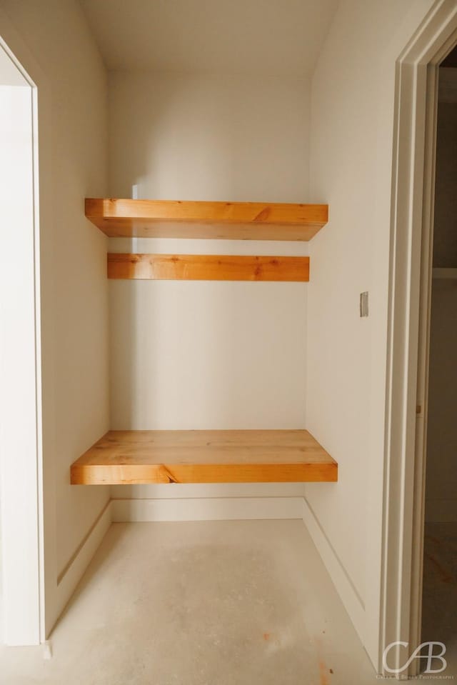 1206 Lytle Acres Dr, Abilene, TX 79602 - view of closet
