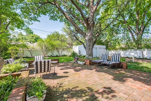 4661 Mockingbird Ln, Highland Park, TX 75209 - view of patio with a fenced backyard