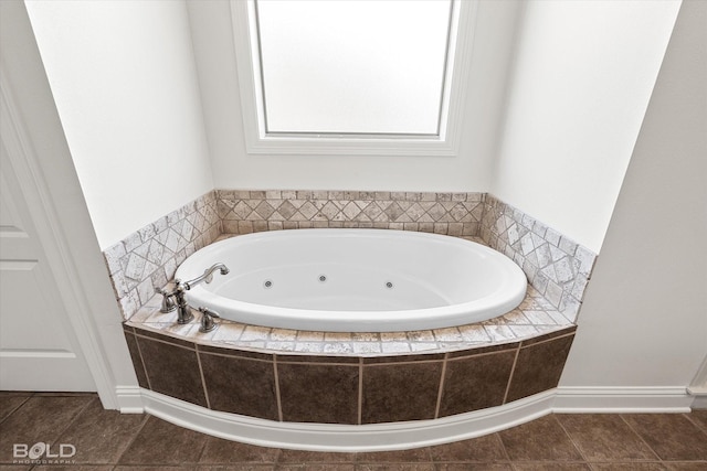 106 Horseguards Ave, Bossier City, LA 71111 - full bathroom featuring a jetted tub, baseboards, and tile patterned flooring