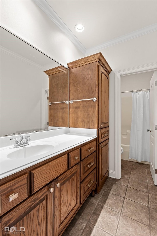 106 Horseguards Ave, Bossier City, LA 71111 - full bath with crown molding, recessed lighting, toilet, and vanity