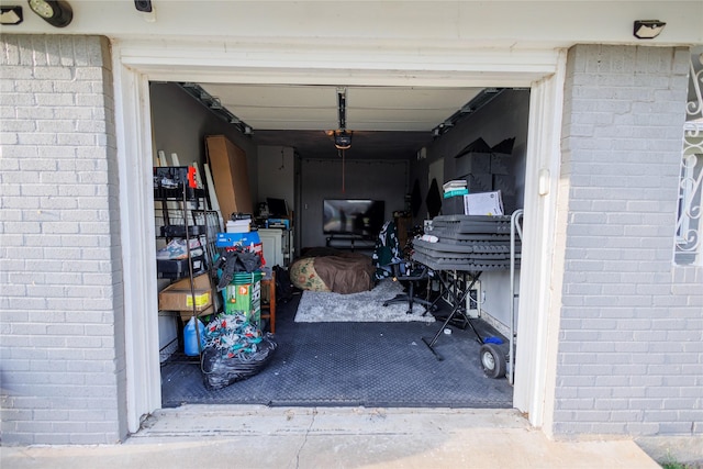 8820 Guadalupe Rd, Fort Worth, TX 76116 - garage featuring a garage door opener