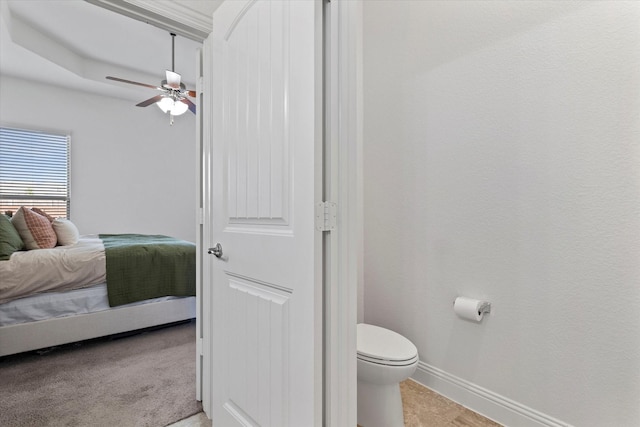 525 Northwood Dr, Oak Point, TX 75068 - bathroom with ensuite bath, baseboards, toilet, and a ceiling fan