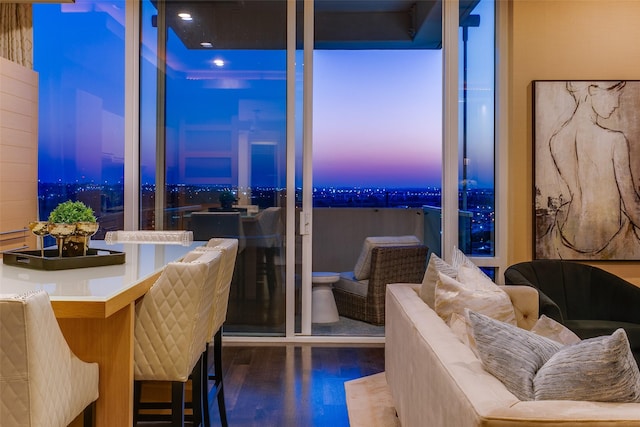 2408 Victory Park Ln Unit 1031, Dallas, TX 75219 - interior space