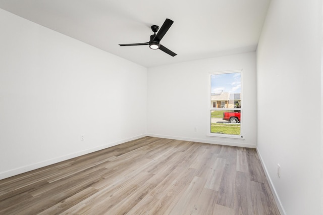 5629 Terry St, The Colony, TX 75056 - unfurnished room featuring light wood-type flooring, baseboards, and a ceiling fan