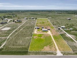 drone / aerial view featuring a rural view