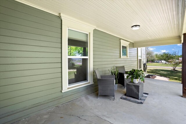 500 E Criner St, Grandview, TX 76050 - view of patio