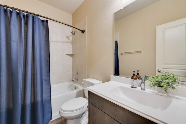 754 Brookline Dr, Lavon, TX 75166 - full bath featuring toilet, vanity, and shower / bath combo with shower curtain