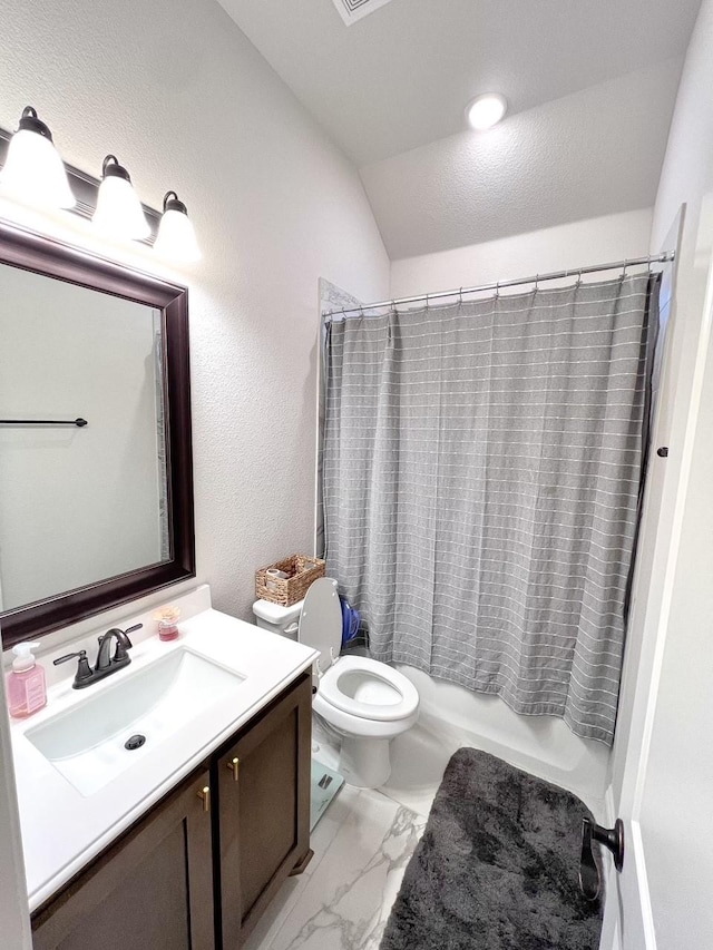 206 Lakewood Ln, Ponder, TX 76259 - bathroom featuring marble look tile flooring, toilet, vanity, shower / bathtub combination with curtain, and lofted ceiling