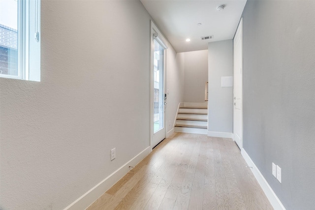 5707 Lindell Ave Unit 204, Dallas, TX 75206 - unfurnished room featuring plenty of natural light, visible vents, light wood-type flooring, and baseboards