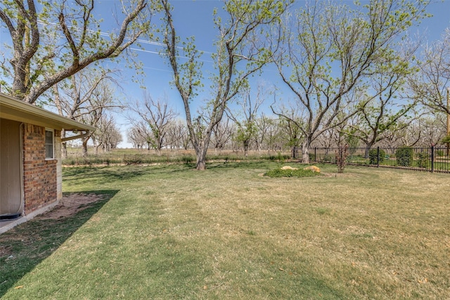 view of yard featuring fence