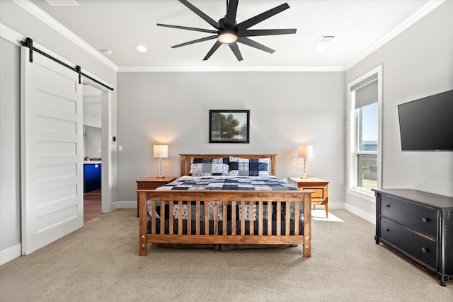 bedroom featuring crown molding, light carpet, a barn door, and baseboards