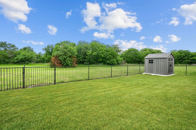 3419 Willowcreek Dr, Sunnyvale, TX 75182 - view of yard featuring a storage shed, an outbuilding, and a fenced backyard