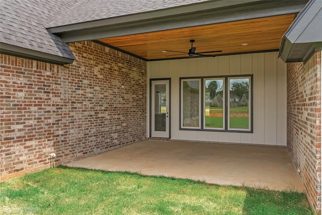 916 Aaron Ln, Benton, LA 71006 - view of patio / terrace with a ceiling fan