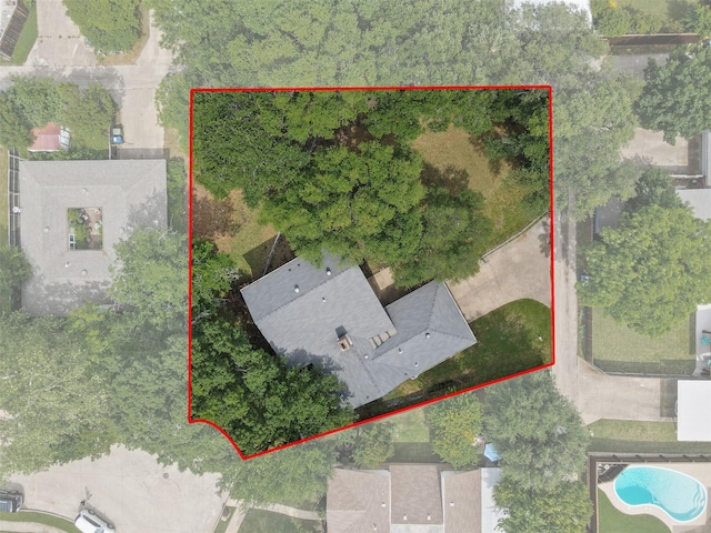 3206 Knights Haven Ln, Garland, TX 75044 - view of property location featuring property parcel outlined and a pool