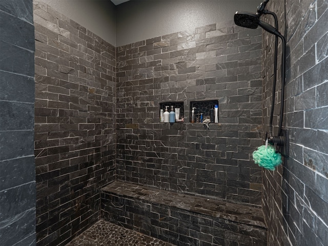 1515 Malone Dr, Royse City, TX 75189 - bathroom featuring tiled shower