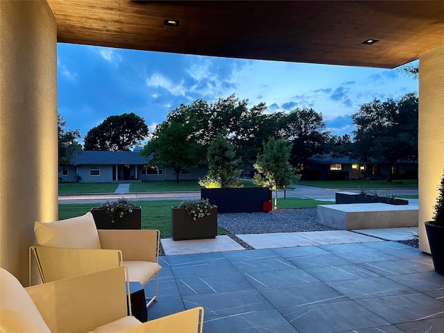 10236 Crestover Dr, Dallas, TX 75229 - view of patio / terrace