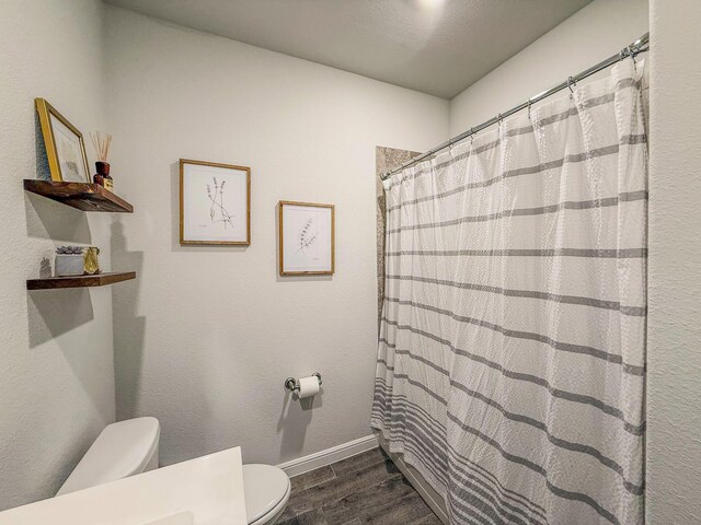 1005 Napier Way, Fort Worth, TX 76247 - carpeted bedroom featuring baseboards and ceiling fan