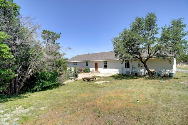 4916 Gooseberry Trl, Granbury, TX 76048 - view of yard with a patio