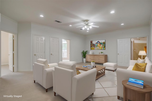 living room featuring ceiling fan, crown molding, visible vents, and recessed lighting