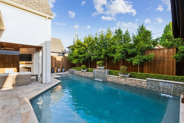 6622 Blue Valley Ln, Dallas, TX 75214 - view of pool with a fenced backyard, a fenced in pool, and a patio area