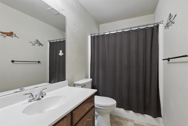 805 Red Oak Ct, Crowley, TX 76036 - full bathroom featuring toilet, vanity, and a shower with curtain