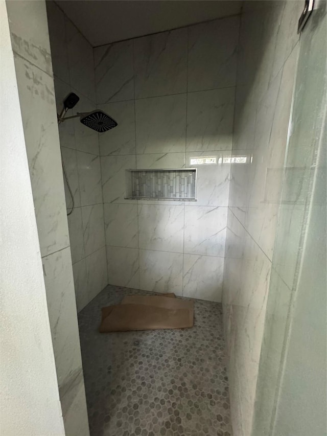 409 S Main St, Bonham, TX 75418 - full bathroom with a tile shower