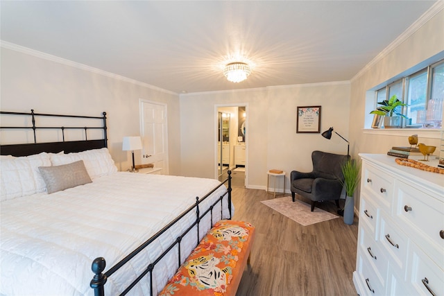 1711 Tamarack Dr, Dallas, TX 75228 - bedroom featuring light wood-style floors, ornamental molding, connected bathroom, and baseboards
