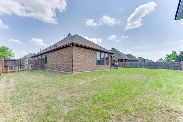 109 Thoroughbred St, Waxahachie, TX 75165 - view of yard with a fenced backyard