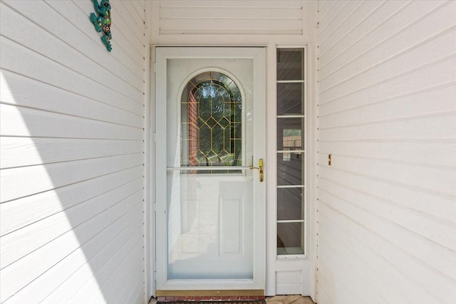 view of exterior entry