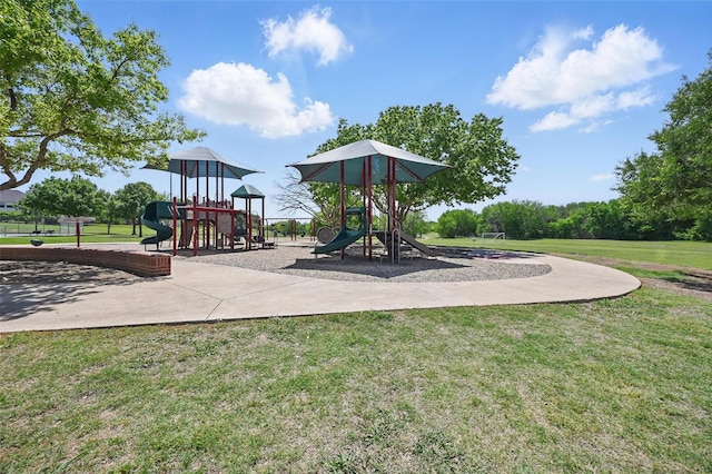 5320 Big Bend Dr, Fort Worth, TX 76137 - communal playground with a lawn