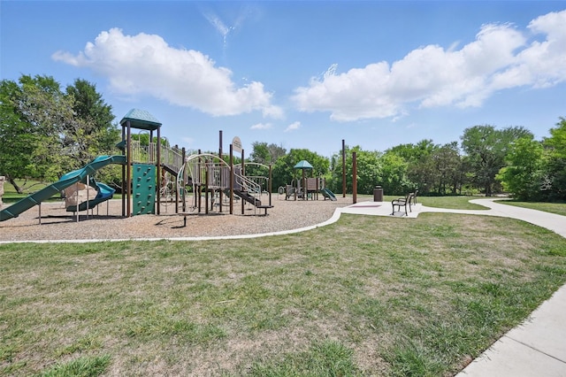 5320 Big Bend Dr, Fort Worth, TX 76137 - community play area featuring a yard