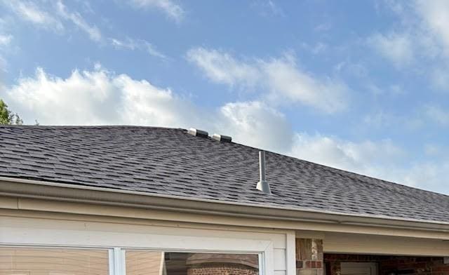 2833 Spotted Owl Dr, Fort Worth, TX 76244 - exterior view of roof with shingles