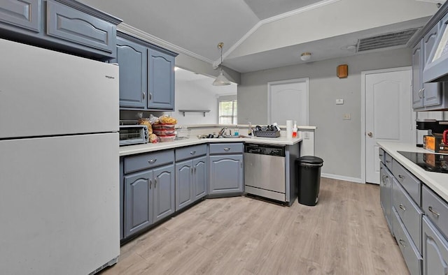 2618 S 2nd St, Waco, TX 76706 - kitchen with freestanding refrigerator, visible vents, lofted ceiling, dishwasher, and ornamental molding