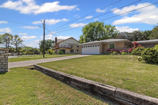 5008 Santa Elena Ct, Granbury, TX 76049 - ranch-style house featuring a front lawn, driveway, brick siding, and a garage