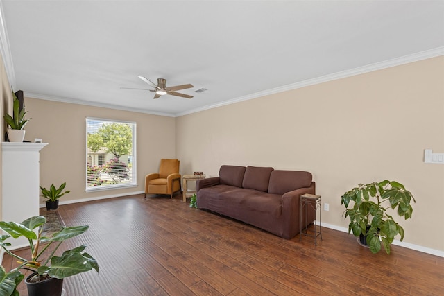 5008 Santa Elena Ct, Granbury, TX 76049 - sitting room featuring wood finished floors, visible vents, crown molding, and ceiling fan