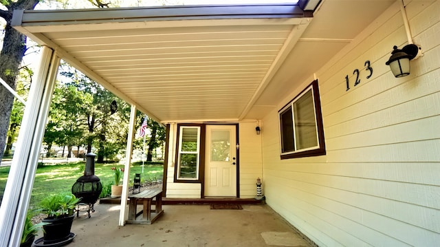 view of property entrance