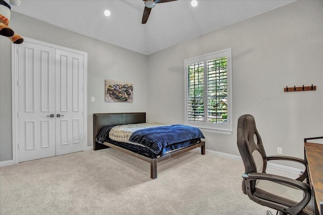bedroom with recessed lighting, carpet flooring, baseboards, and a ceiling fan
