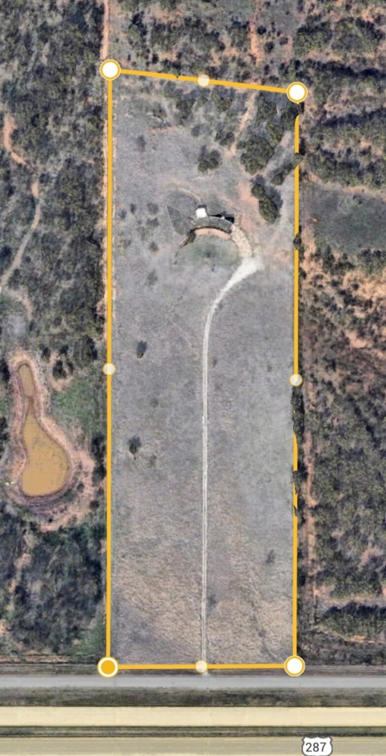 2554 NW Access Road Highway, Iowa Park, TX 76367