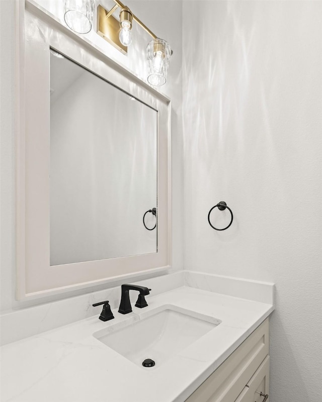 737 Burr Oak Ln, Weatherford, TX 76085 - bathroom featuring vanity