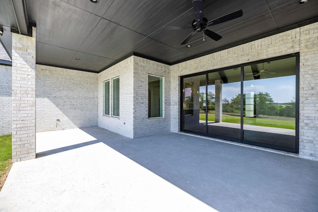 737 Burr Oak Ln, Weatherford, TX 76085 - view of patio / terrace featuring a ceiling fan
