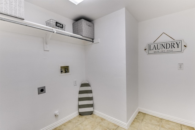 6807 Lagoon Dr, Grand Prairie, TX 75054 - laundry room featuring hookup for an electric dryer, washer hookup, and baseboards