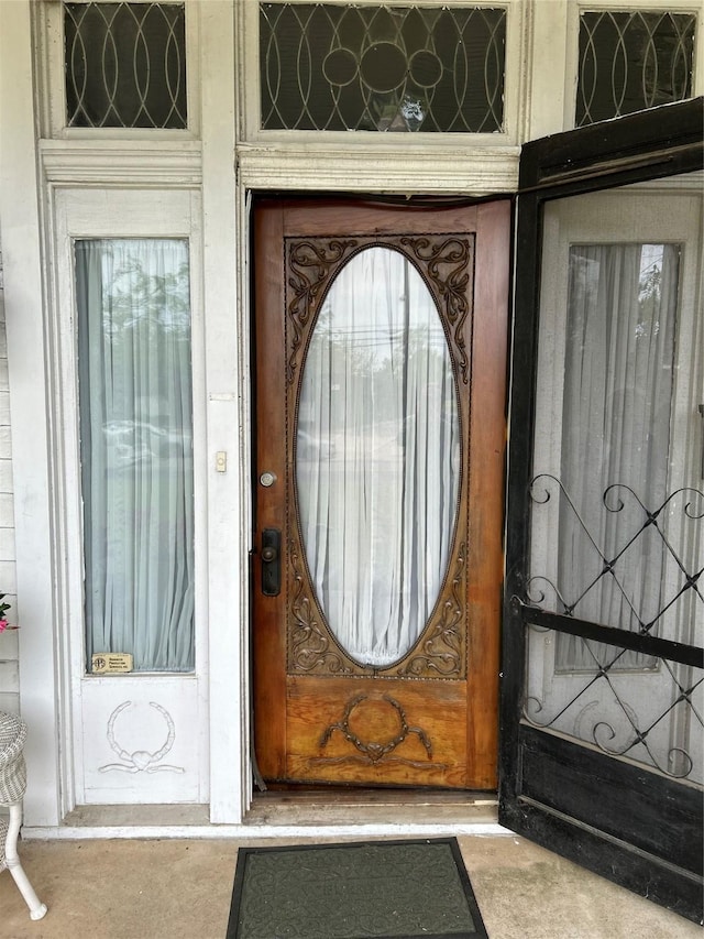 view of exterior entry