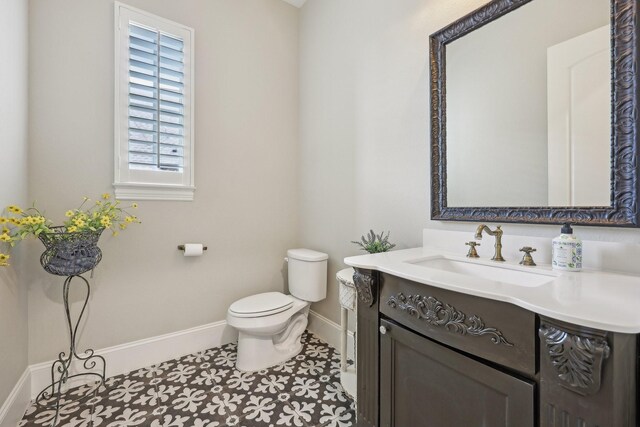 carpeted cinema featuring baseboards, plenty of natural light, and ceiling fan