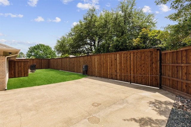 5724 Still Forest Dr, Dallas, TX 75252 - view of patio