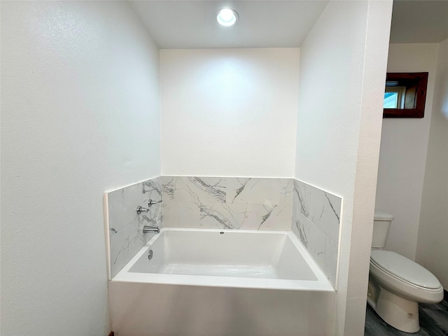 111 County Road 2156, Quitman, TX 75783 - full bath featuring a garden tub and toilet